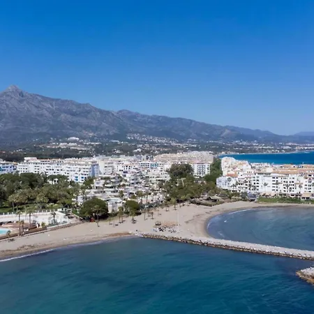 Penthouse 5 Min From The With Balcony And Pool Access *